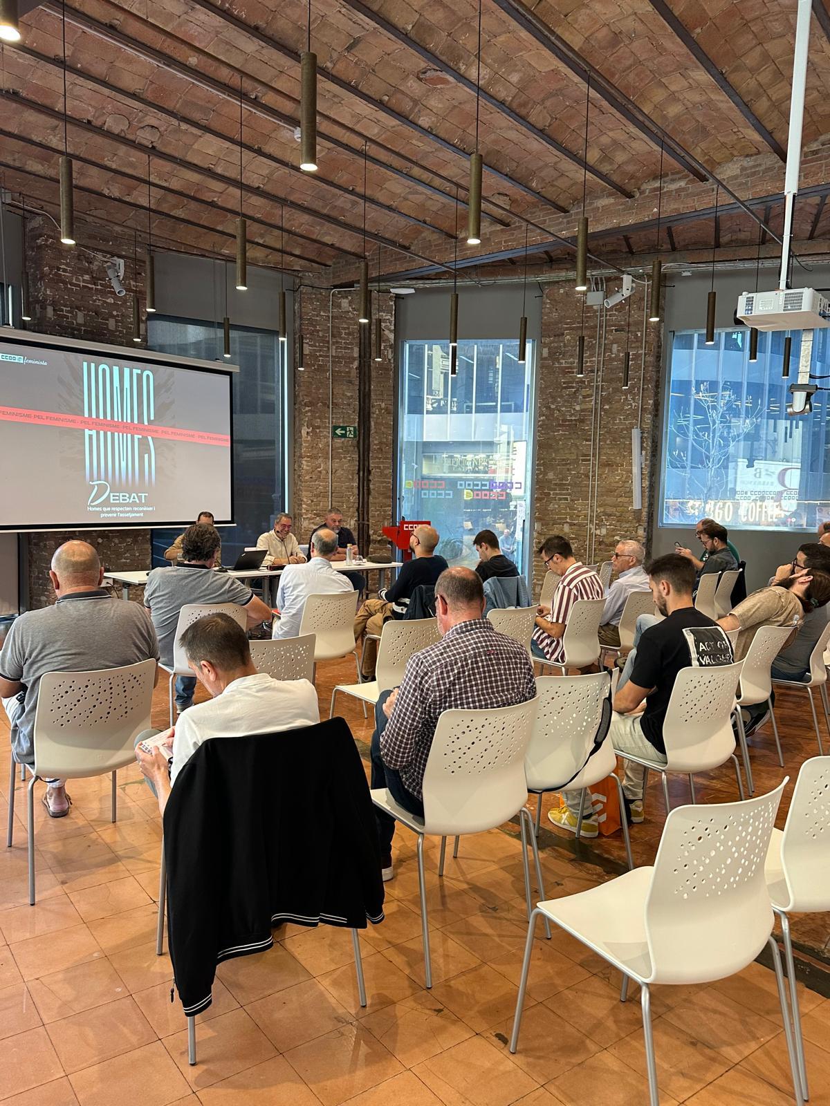 Grupo de Hombres por el Feminismo de CCOO Catalunya en el acto del pasado 21 de octubre. Firma: CCOO de Catalunya.