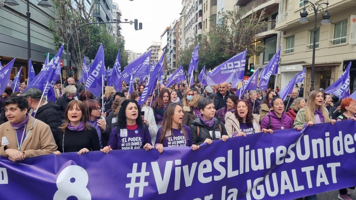 Este 8 de Marzo tomamos las calles del País Valenciá para recordar que el poder de las mujeres está en marcha en todos los espacios.