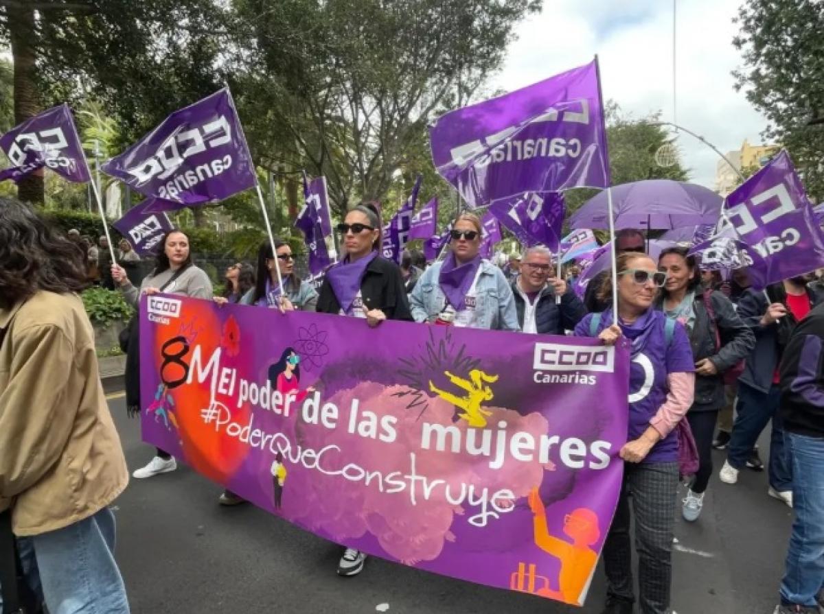 La marcha por el Día de la Mujer en Las Palmas de Gran Canaria salió del Parque de San Telmo.