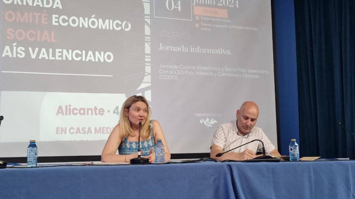 Carmen Vidal, secretaria confederal de Participacin Institucional de CCOO, y Juan Carlos Gallart, secretario de Poltica Institucional de CCOO PV