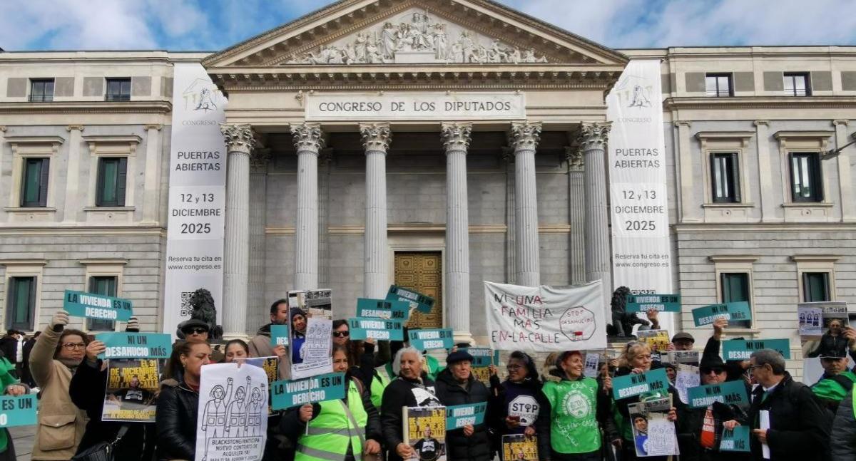 El Gobierno y los partidos se deben comprometer a buscar soluciones de forma inmediata para que ninguna familia sea expulsada de su hogar sin alternativa habitacional.