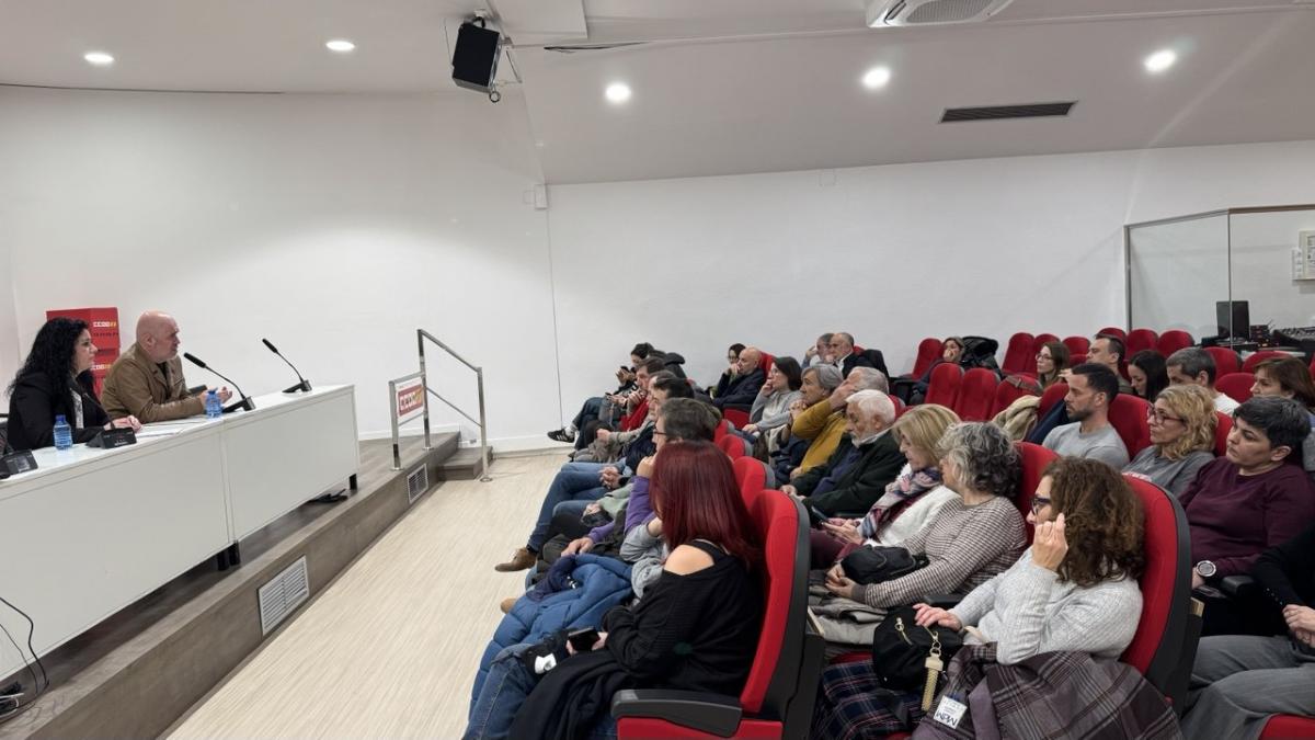 Unai Sordo en una asamblea en Valencia